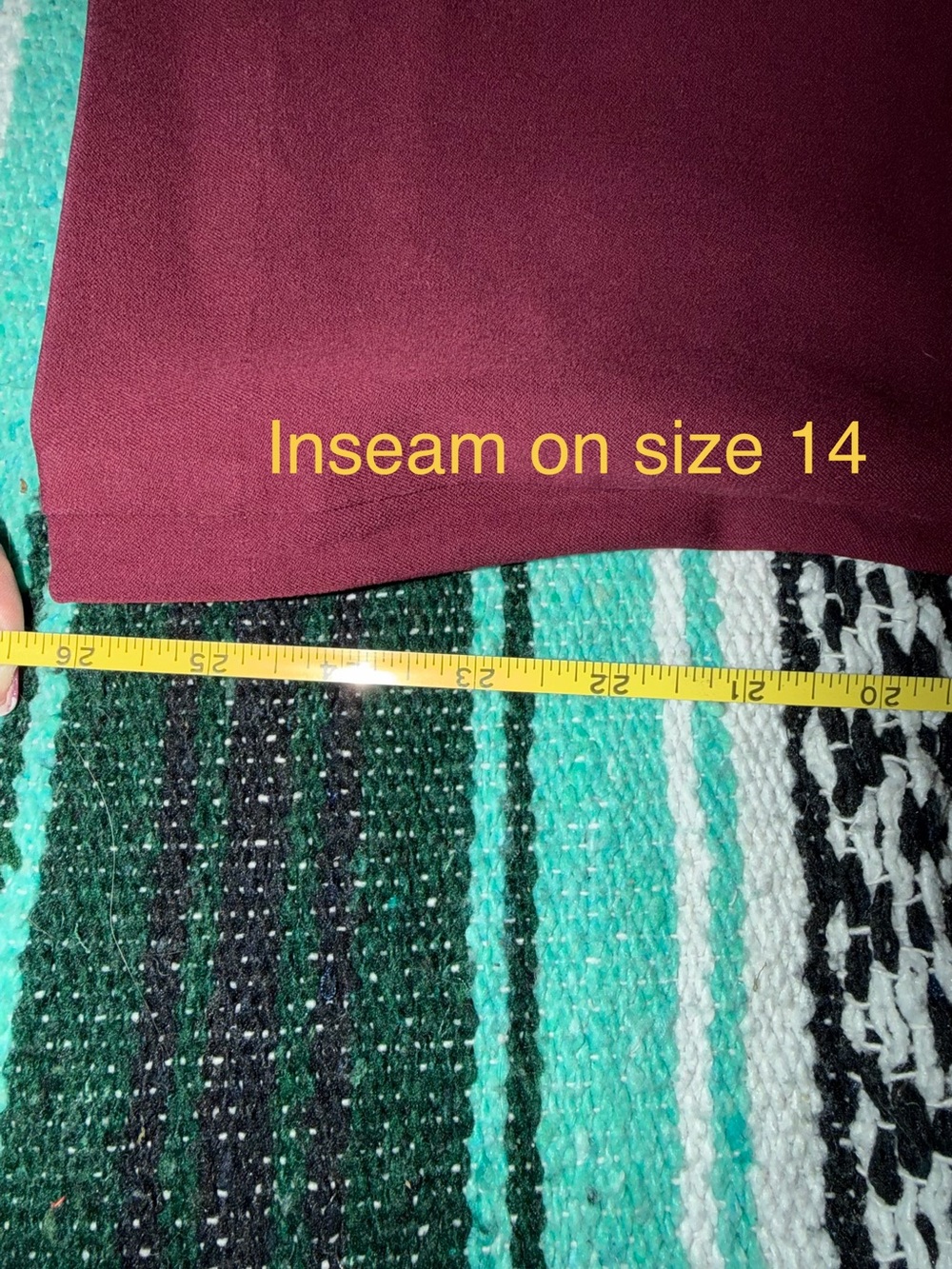 Old navy pixie pant - Picture 6 of 7